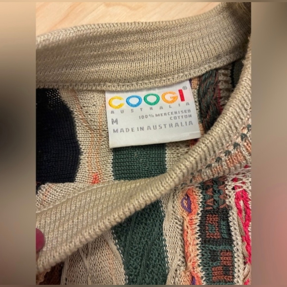 COOGI Sweater - Picture 3 of 15